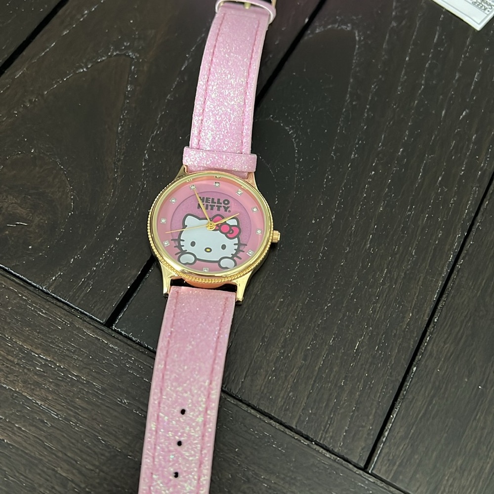 Hello Kitty Watch - Picture 7 of 10